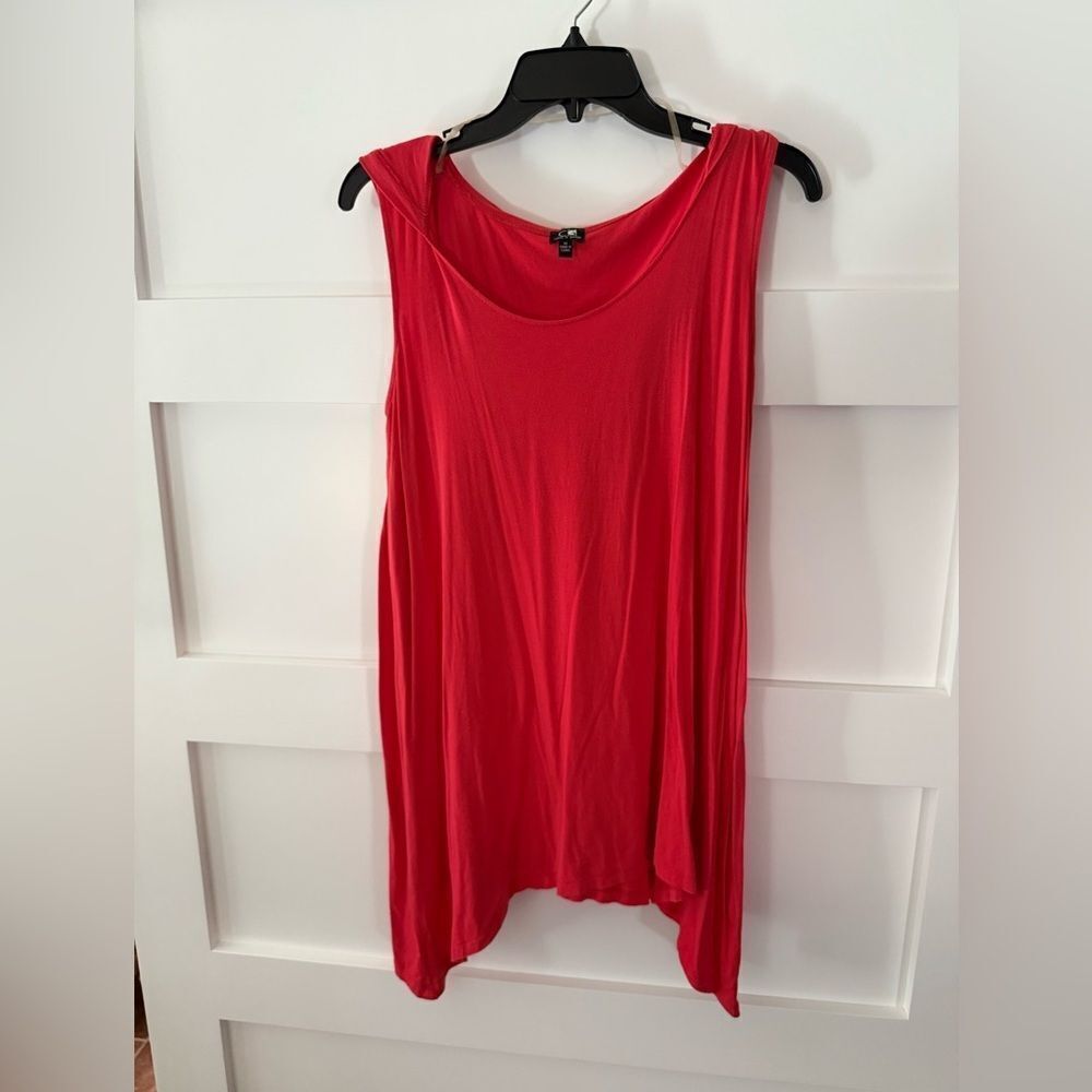 CG Cable & Gage Women's Red Sleeveless Top size M